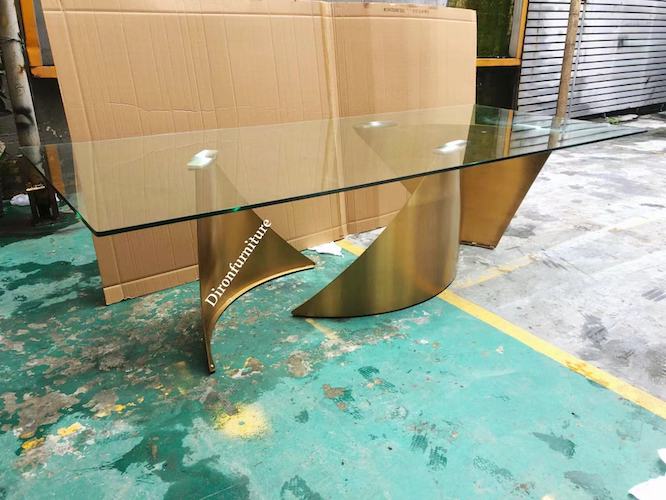 glass and stainless steel dining table